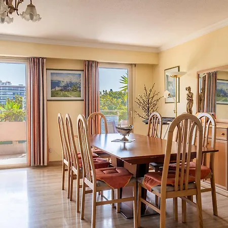 Flat With Swimming Pool Close To The Sea * Cagnes-sur-Mer