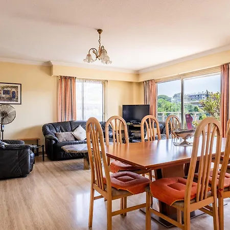 Flat With Swimming Pool Close To The Sea Appartement