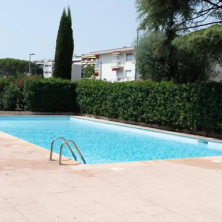 Flat With Swimming Pool Close To The Sea Cagnes-sur-Mer